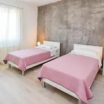 Apartman Kuca Za Odmor Lucija *