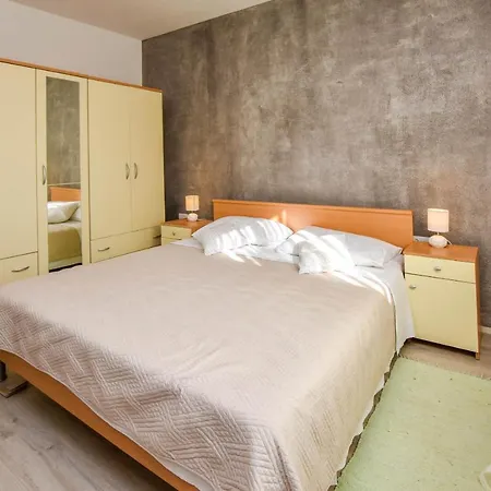 Διαμέρισμα Kuca Za Odmor Lucija Vrana (Zadar)