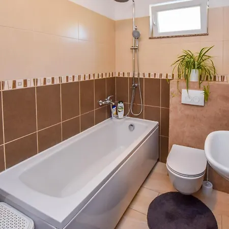 Kuca Za Odmor Lucija Διαμέρισμα