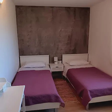 Apartman Kuca Za Odmor Lucija Vrana (Zadar)