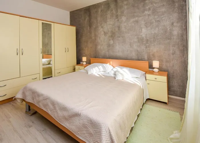 Apartamento Kuca Za Odmor Lucija Vrana (Zadar)