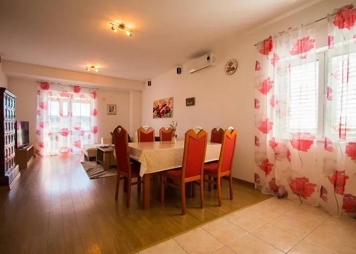 Apartamento Kuca Za Odmor Lucija