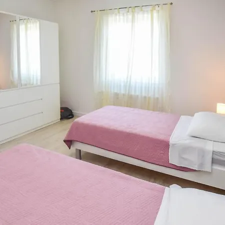 Kuca Za Odmor Lucija *