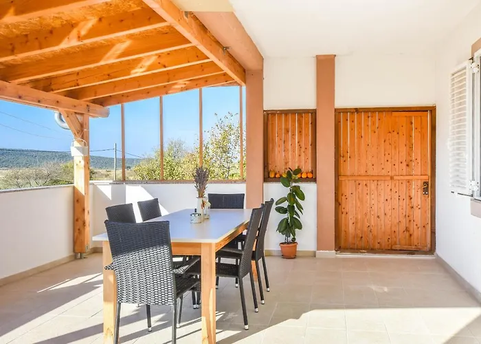 Kuca Za Odmor Lucija Апартаменты Vrana (Zadar)